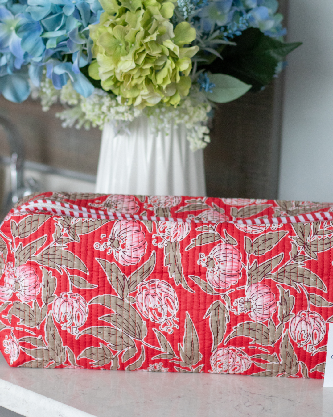 Quilted Saylor Rae Hair Tools Bag - Pink Jungle