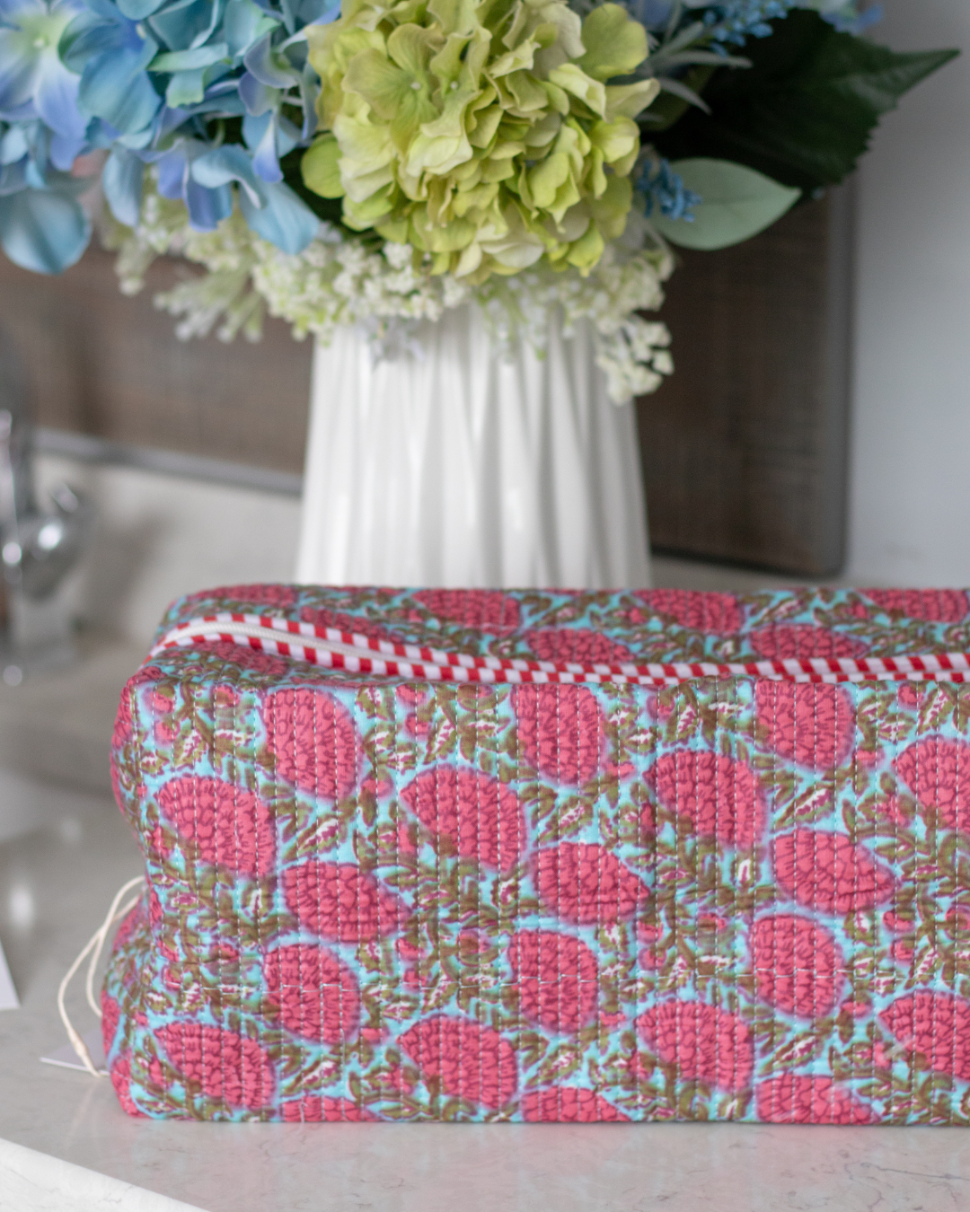 Quilted Saylor Rae Hair Tools Bag - Blue & Pink Floral Fields